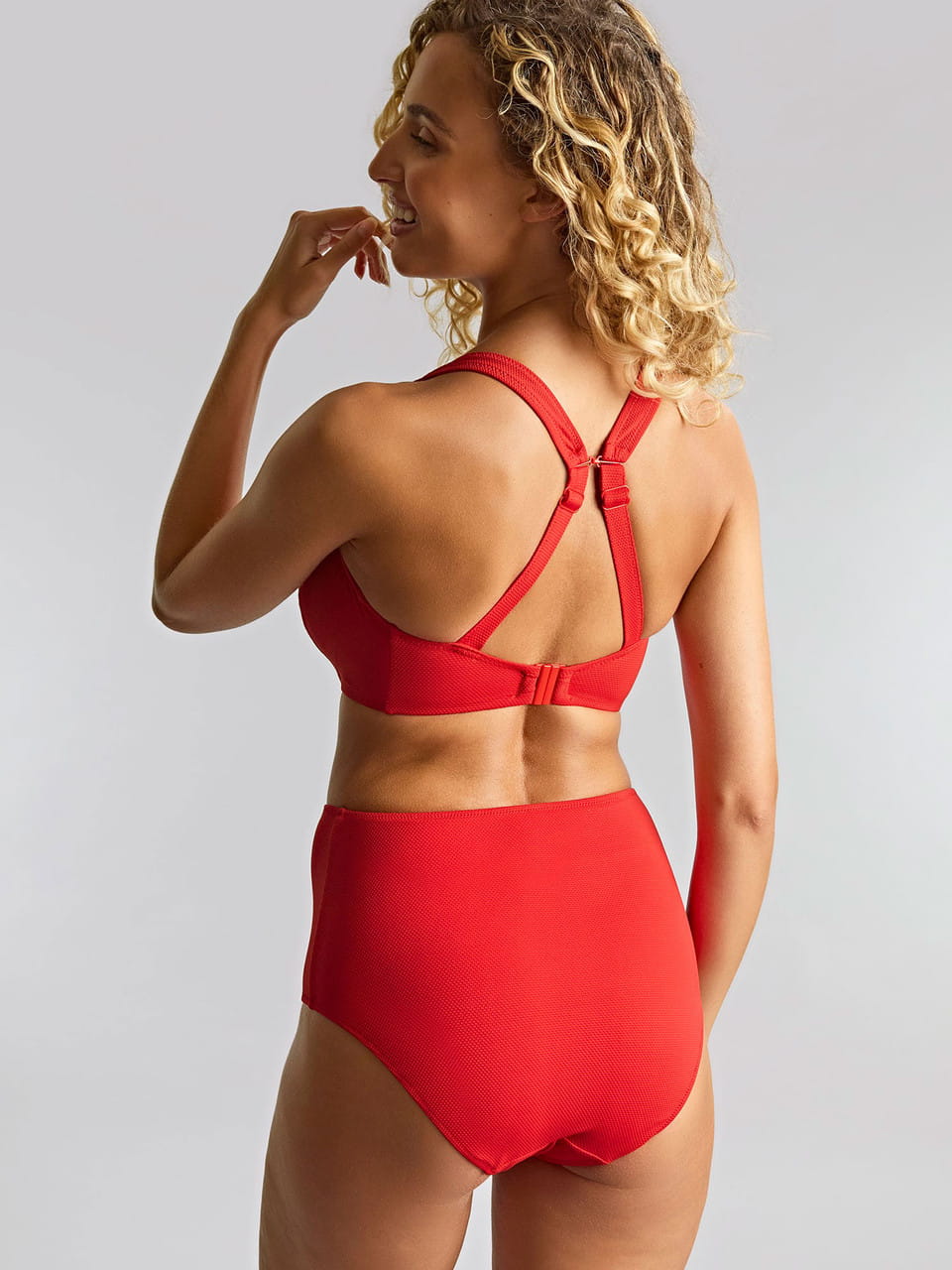 Braguita de Baño de Cintura Alta Brasileña Aurora Red 2