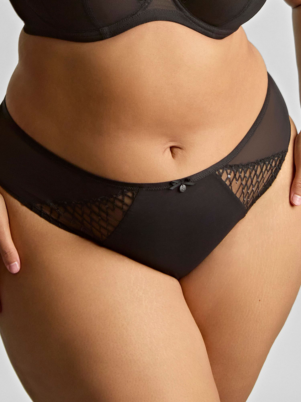 Cueca Clássica de Cintura Média Ella Black Sequin 1