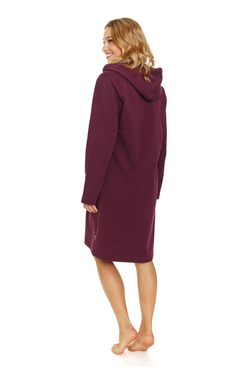 Bata Larga Con Capucha Burgundy 2