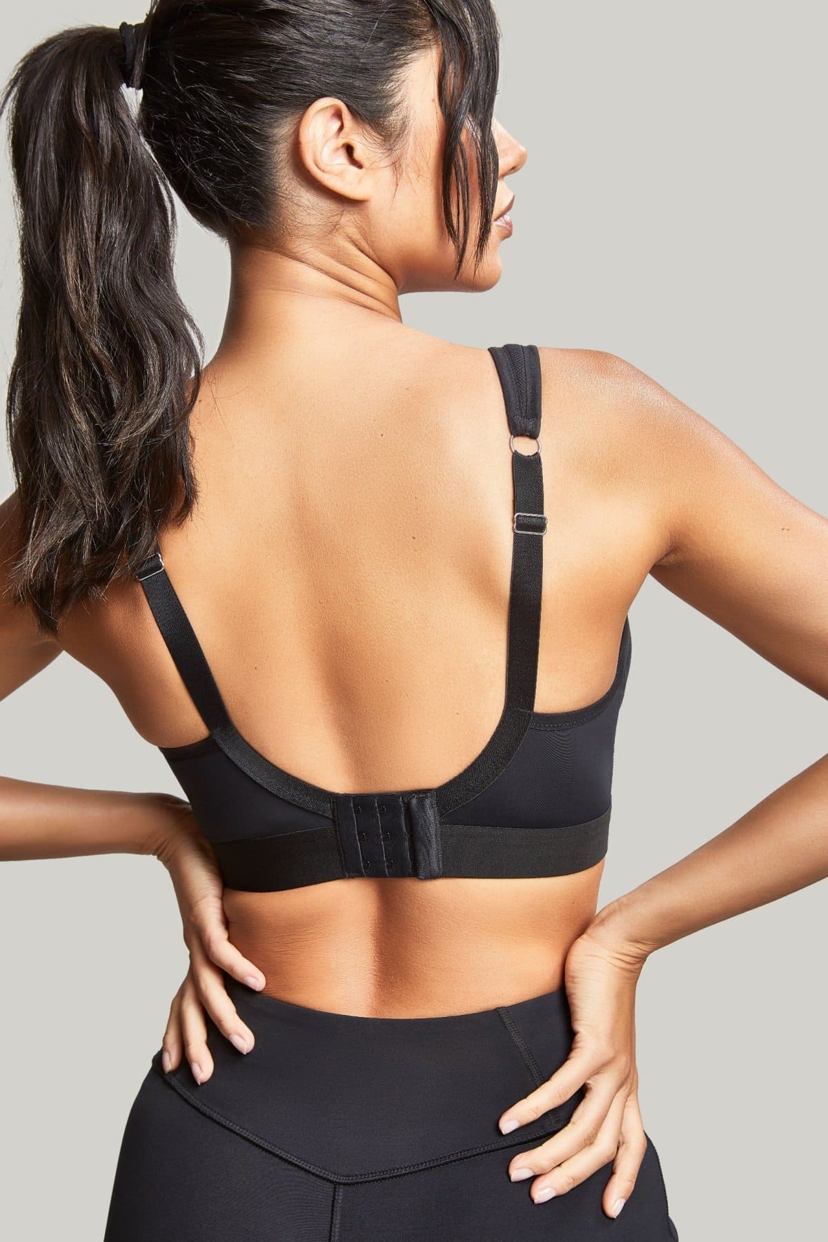 Soutien Desportivo de Copa Moldada Sem Aros Preto 2