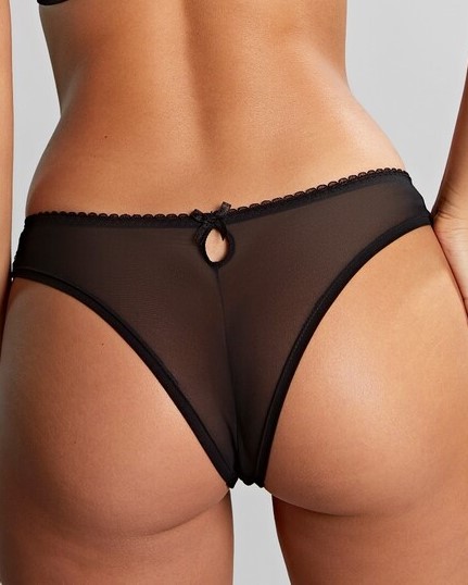Cueca Asa Delta com Bordados Florais Meadow Preta 2